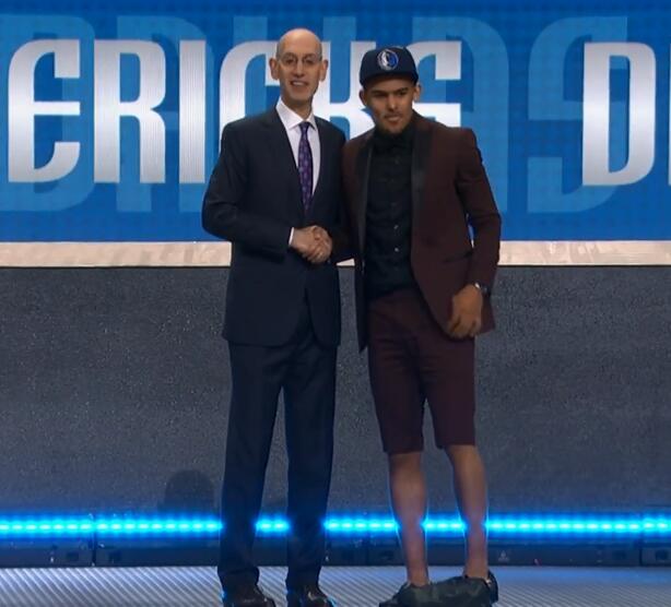 能在巴库的 能在巴库的